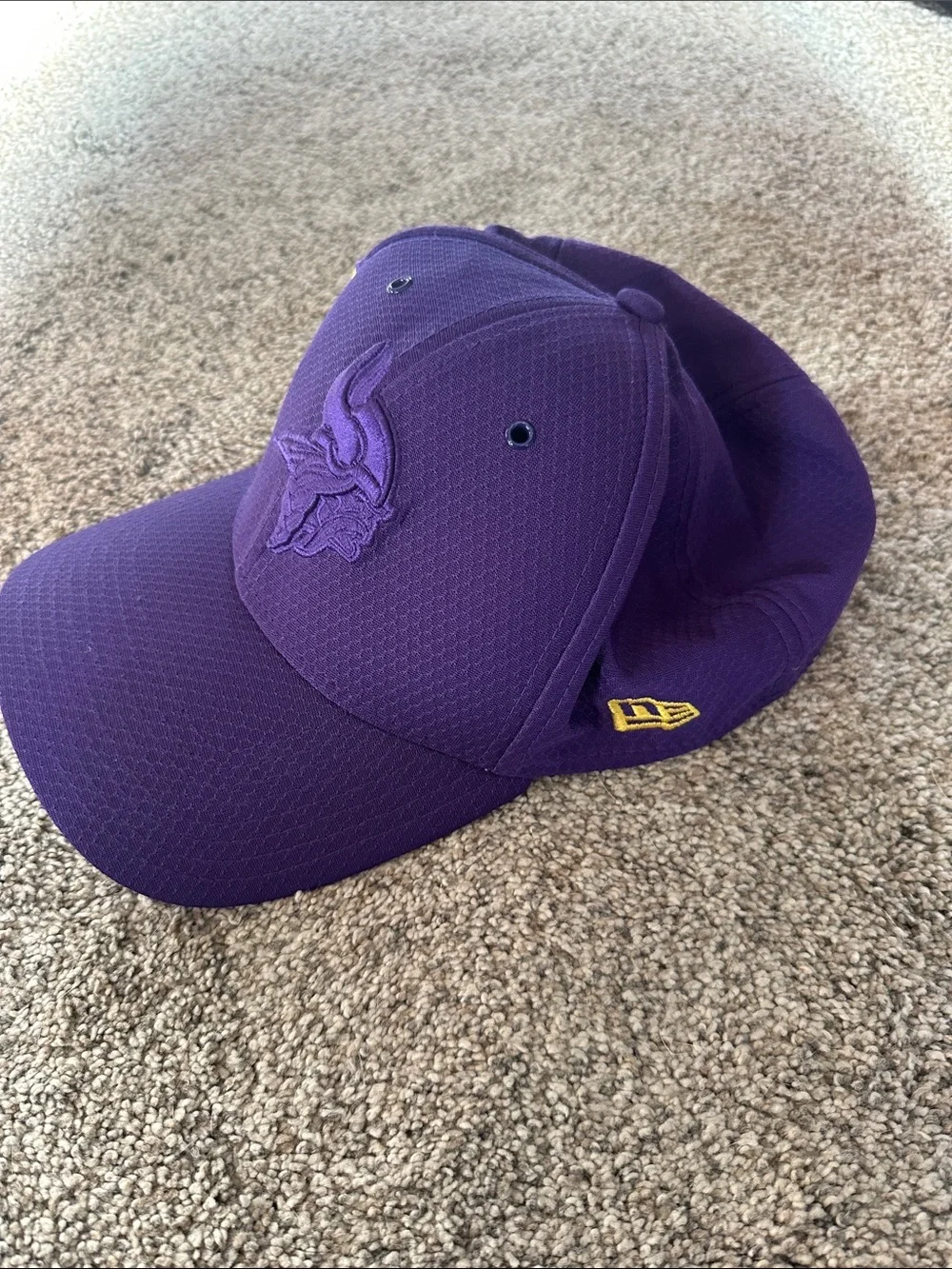 39Thirty comfortable purple